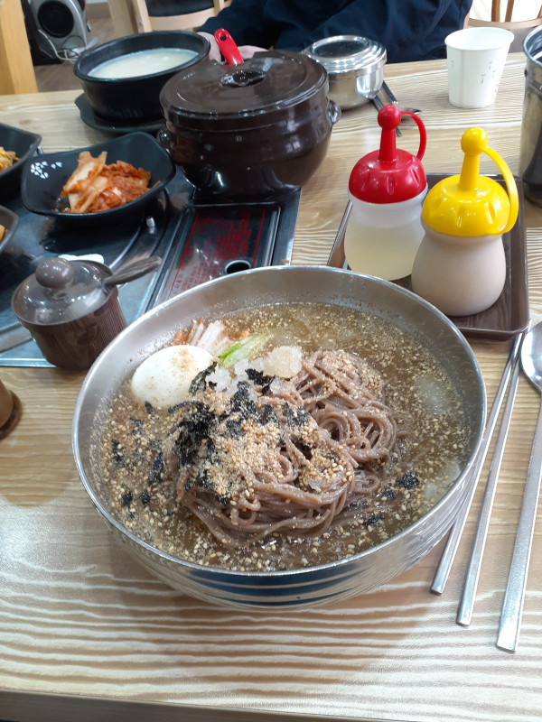 막국수 ㅅㅅ