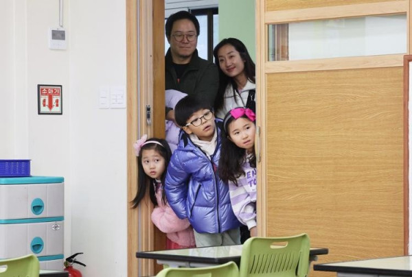 늦게라도 배우면 늦지 않았다   71세 할머니, 초등학교 입학