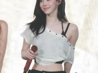 어릴땐 가슴이 좋았는데 나이먹으니까 빵댕이가 더 좋네