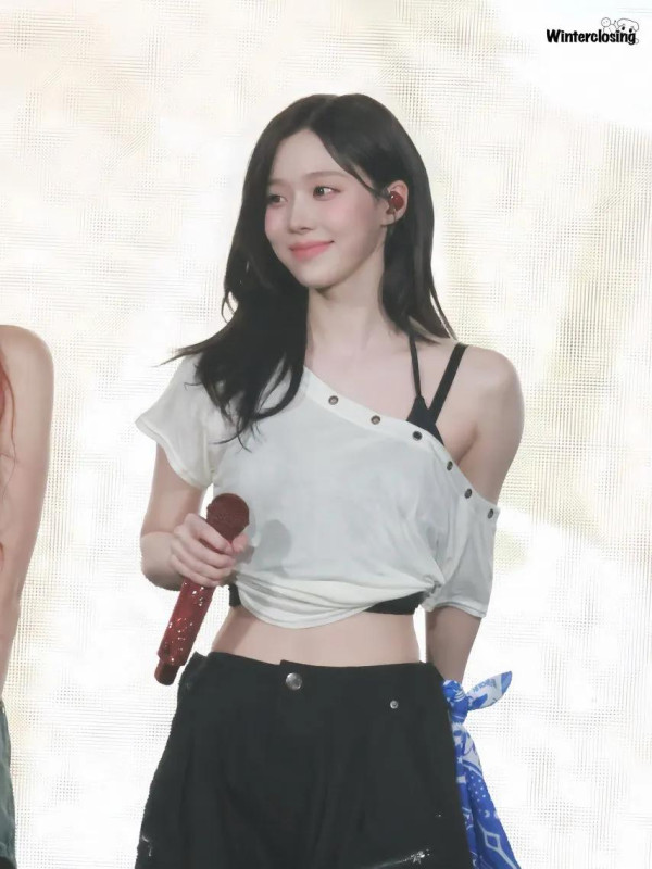 어릴땐 가슴이 좋았는데 나이먹으니까 빵댕이가 더 좋네
