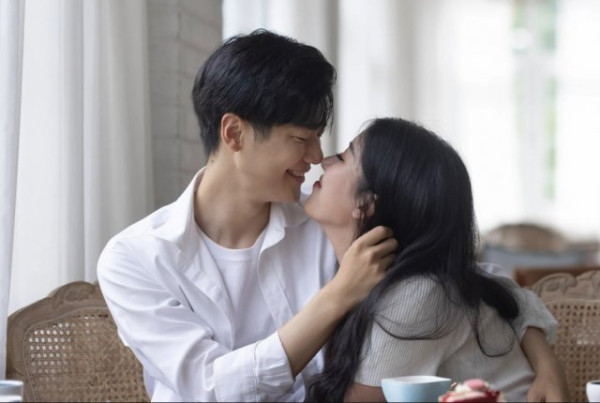 서로 좋아하면 마음대로 ㅅㅅ 할 수 있는 세상