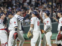 이젠 공동 2위!&#039; 롯데, 명장이 꼽은 히어로는 캡틴 &#039;전준우가 2G 연속 균형 깨뜨려&#039; 