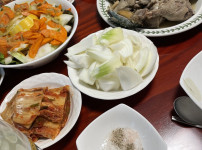 도배꾼 오늘 점심 비냉