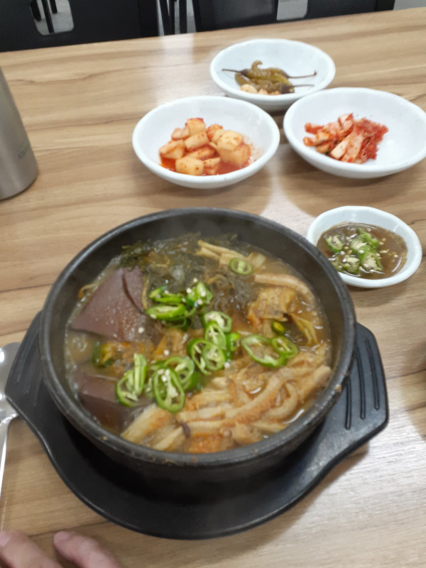 더워도 식사들은 챙겨 먹어라