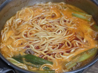 육칼