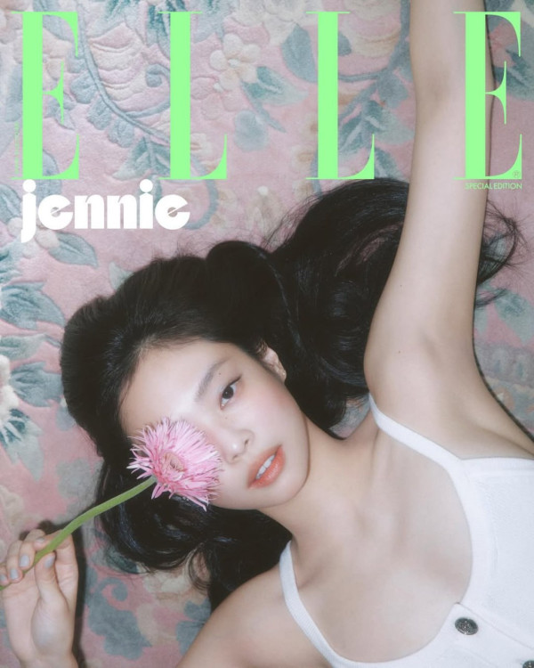 제니 엘르 코리아 커버 장식