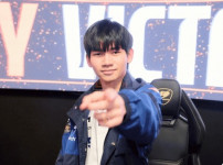 CFO 홍큐 상상 이상으로 미친 재능 같은데