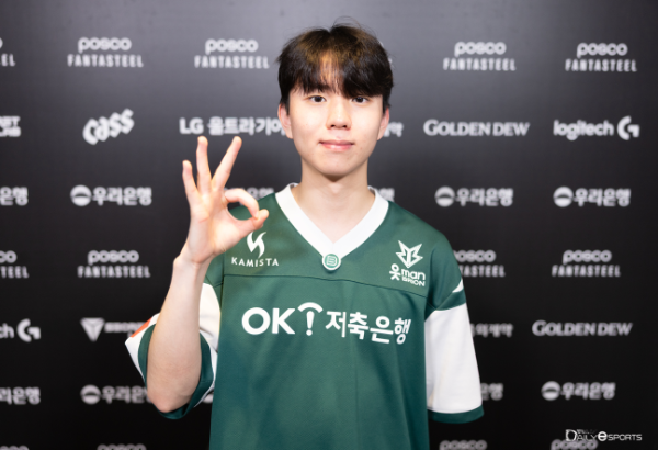 모건 감독님과의 대화 자체가 재미있어요