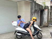 사진 한장 때문에 여친이랑 헤어질 뻔한 남자 ㄷㄷ