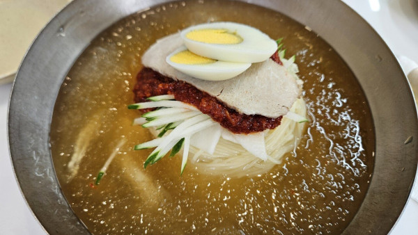 부산 출장 복귀 전 만두 맛집에서 밀면과 왕만두