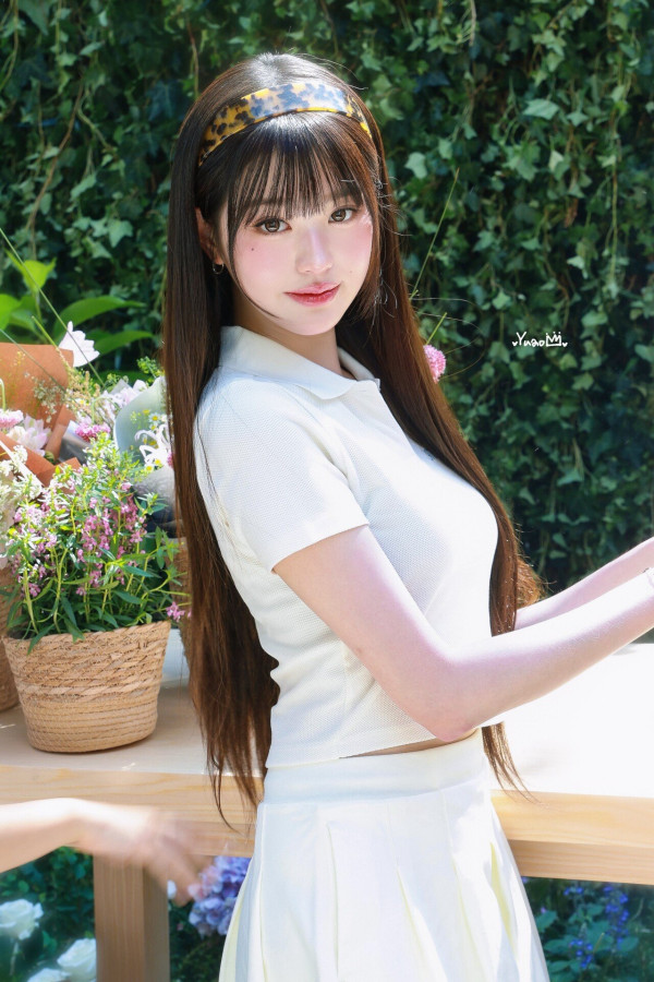 오늘 열린 뉴발란스 상하이 행사에 참석한 아이브 장원영