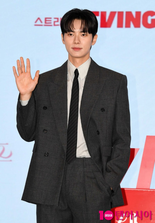 유나와 이채민 드라마 셰프의 폭군 제작발표회 참석