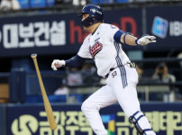 허슬두 부활 두산 베어스 5연승 신인과 베테랑이 이끈 반등