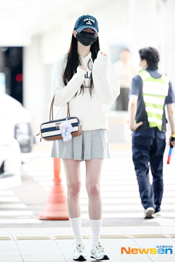 오늘 출국하는 장원영 기사사진