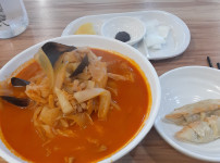 잠봉 한 그릇 억지로 먹었다