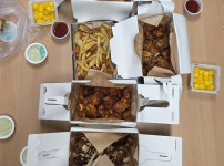 오늘 저녁 푸라닭 치킨파티