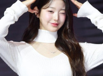 다음중 본인 카페 모델로 전성기로 1년간 무료로 쓸수 있다면