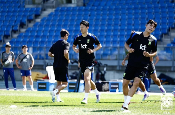 대한민국 vs 미국 홍명보 감독 강팀 상대 전술결과 모두 잡아야