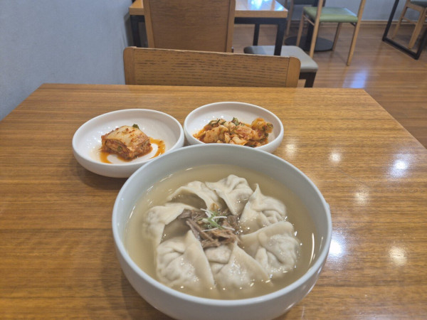 어제먹은 만둣국