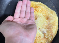 핫딜에서 맛있다고한 호떡 이렇게 먹는거 맞지?