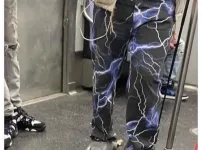 친구가 테무에서 또 ㅈ같은 사왔다.