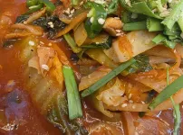 동네 맛집 왔습니다