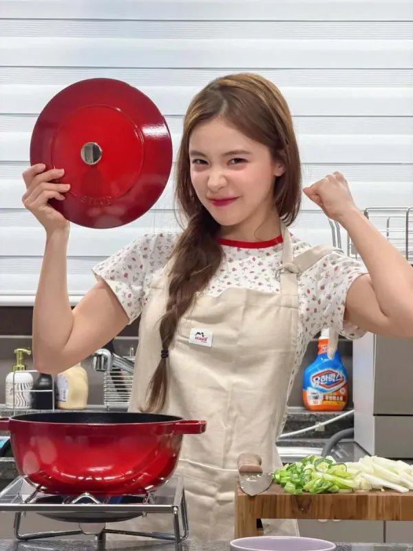 요리하는 이다혜 치어리더