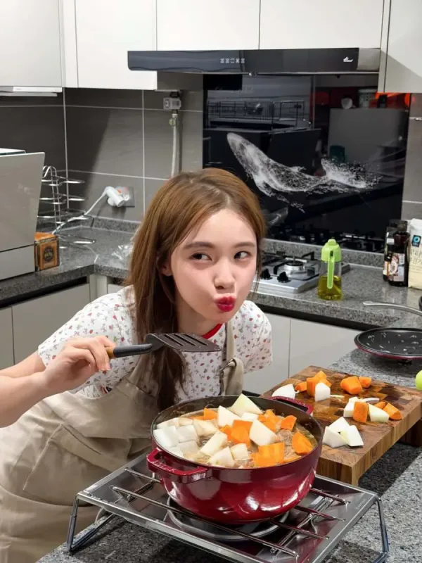 요리하는 이다혜 치어리더