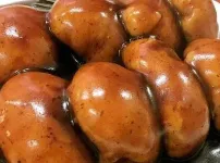 서울촌놈들은 본 적 없는 경상남도 진주 찐빵 스타일.