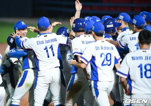 축구 국가대표 vs 야구 국가대표 몸매 비교