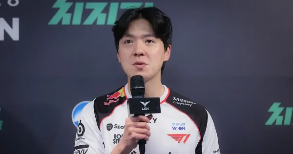 안경 탈출한 T1 김정균 감독 최근 모습들