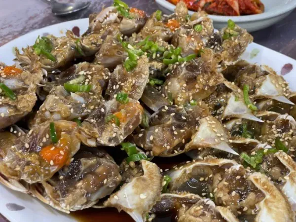 다음중 단 하나의 음식으로 밥 3공기를 먹어야 한다면
