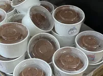 뭐 피를뽑으면 두쫀쿠를 준다고? 2030 오픈런 근황