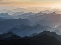 첩첩산중이네
