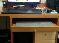 집집마다 있었던 개불편한 컴퓨터 책상