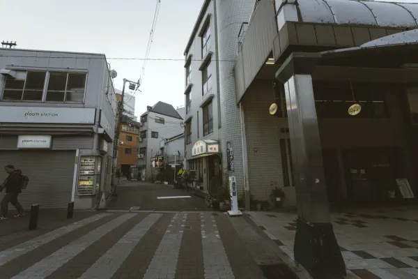 오사카 사진에 필름 필터 씌워보기