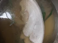 수육 삶는중