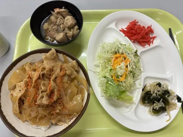 왜노자 구내식당 부타동