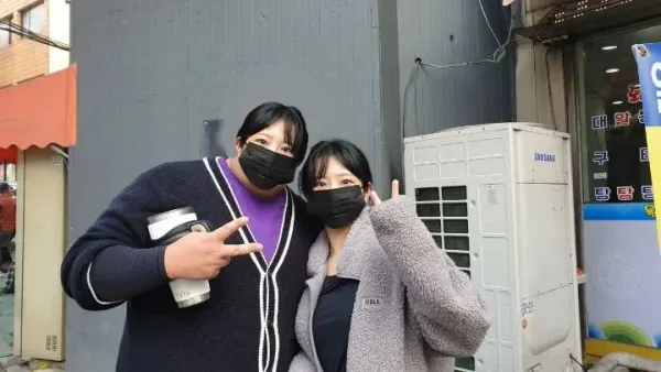 알고보면 어깨가 존나 넓다는 유튜버 매직박ㅎㄷㄷㄷㄷ