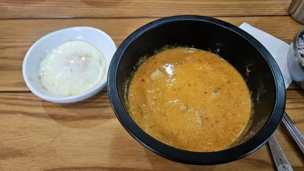 점심 비지찌개