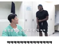 오늘 올블랙 좋다