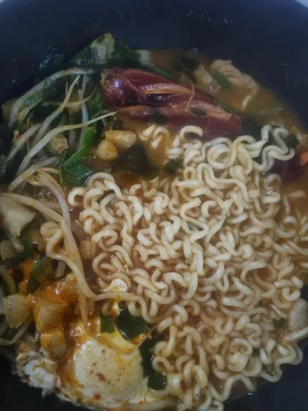 라면에 새송이 넣어본 사람 있음? 맛 괜찮아?