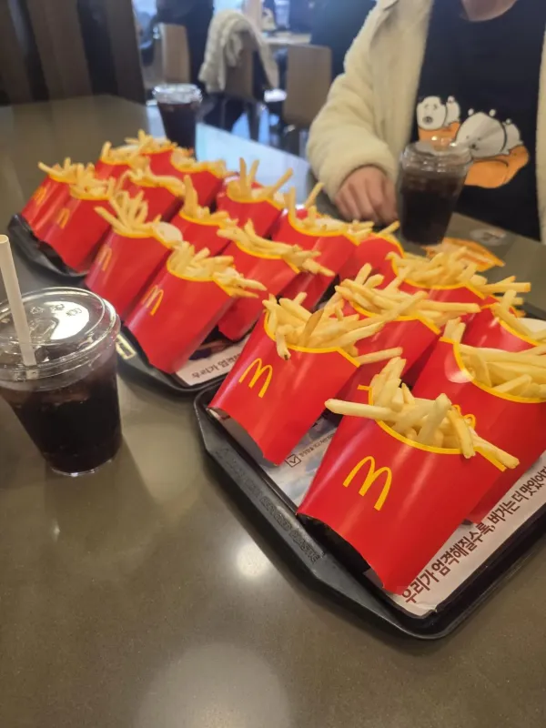 일본인들도 일부러 찾아온다는 감자튀김 성지