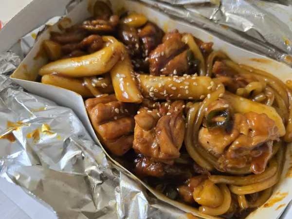 동근이 숯불치킨
