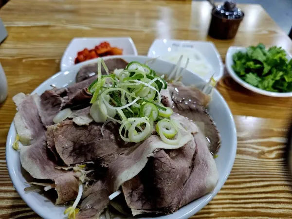 나왔다 내 쌀국수!!!!!!!!!