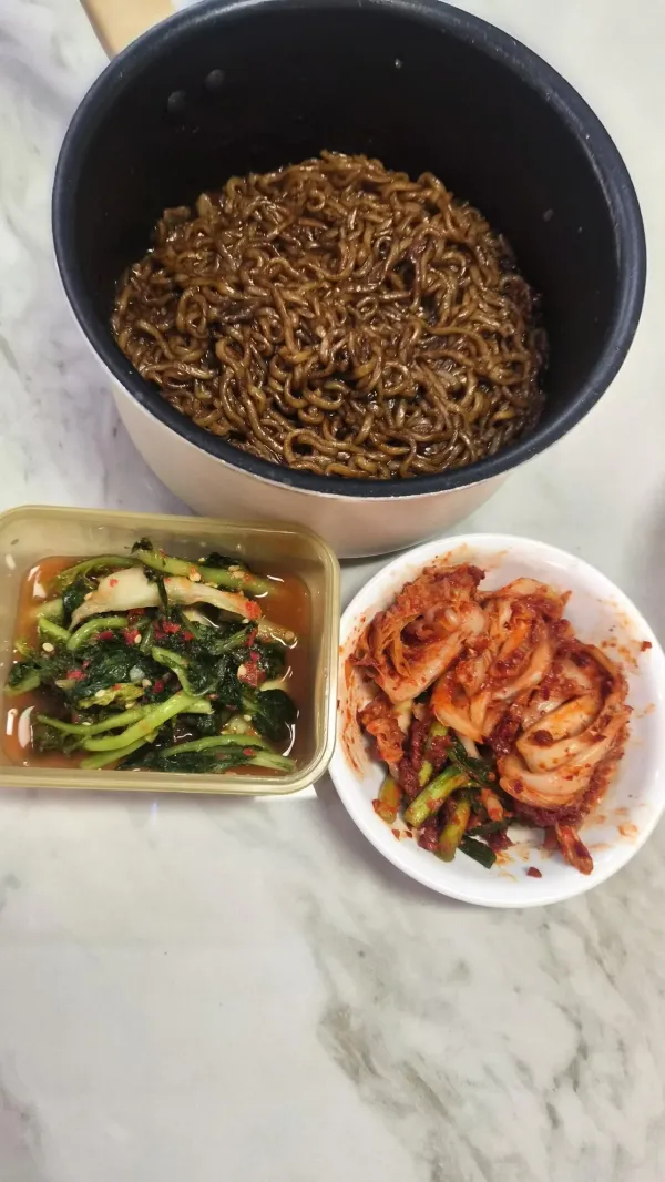 야식 짜파게티