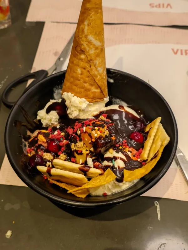 빕스 왔는데용..