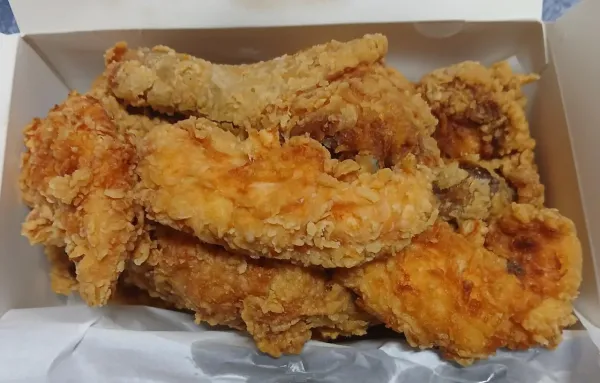 크리스피 치킨과 텐더
