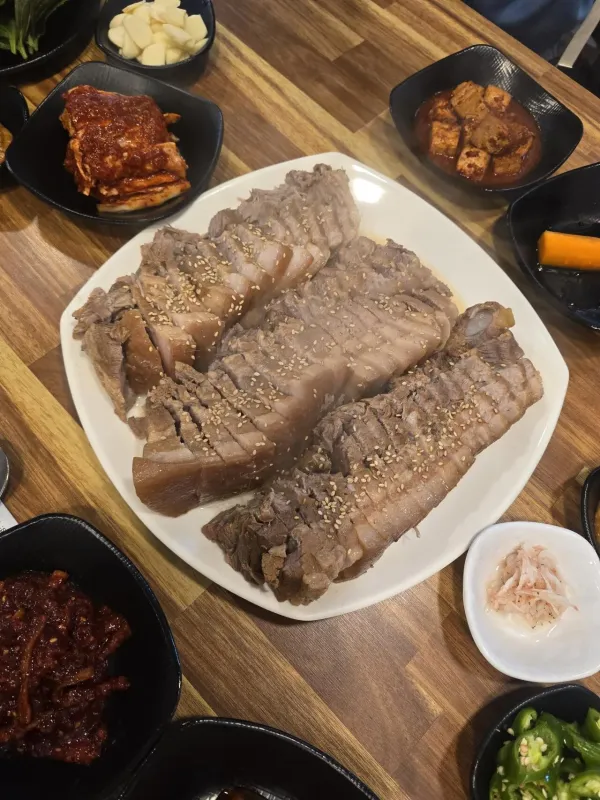 독거남의 수육
