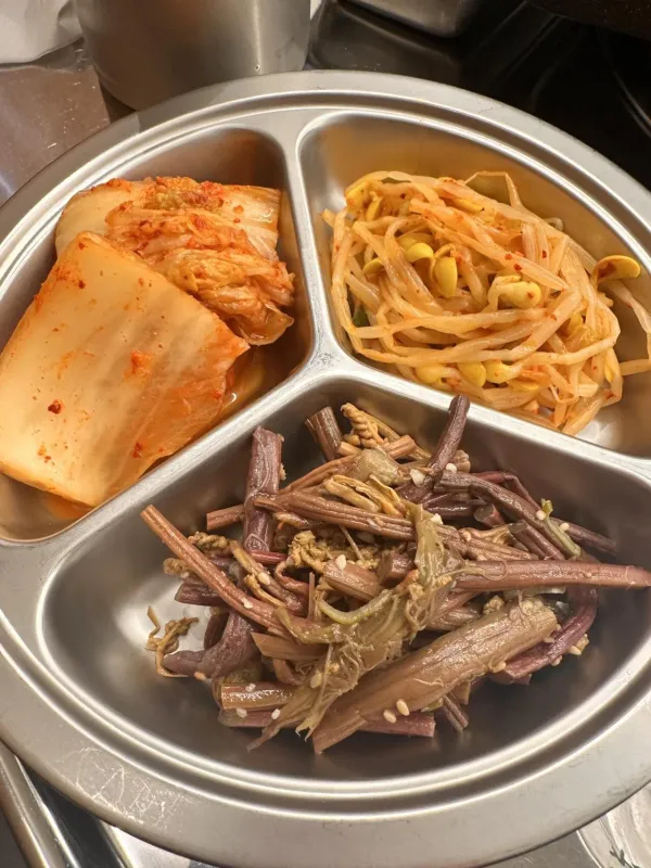 삼겹살 먹으러 왔다...